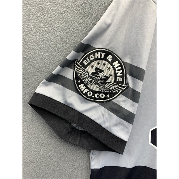 Eight & Nine MFG Co  Graphic Tee Shirt Juice Earn It Tupac 2Pac crewneck Vtg - Picture 12 of 16